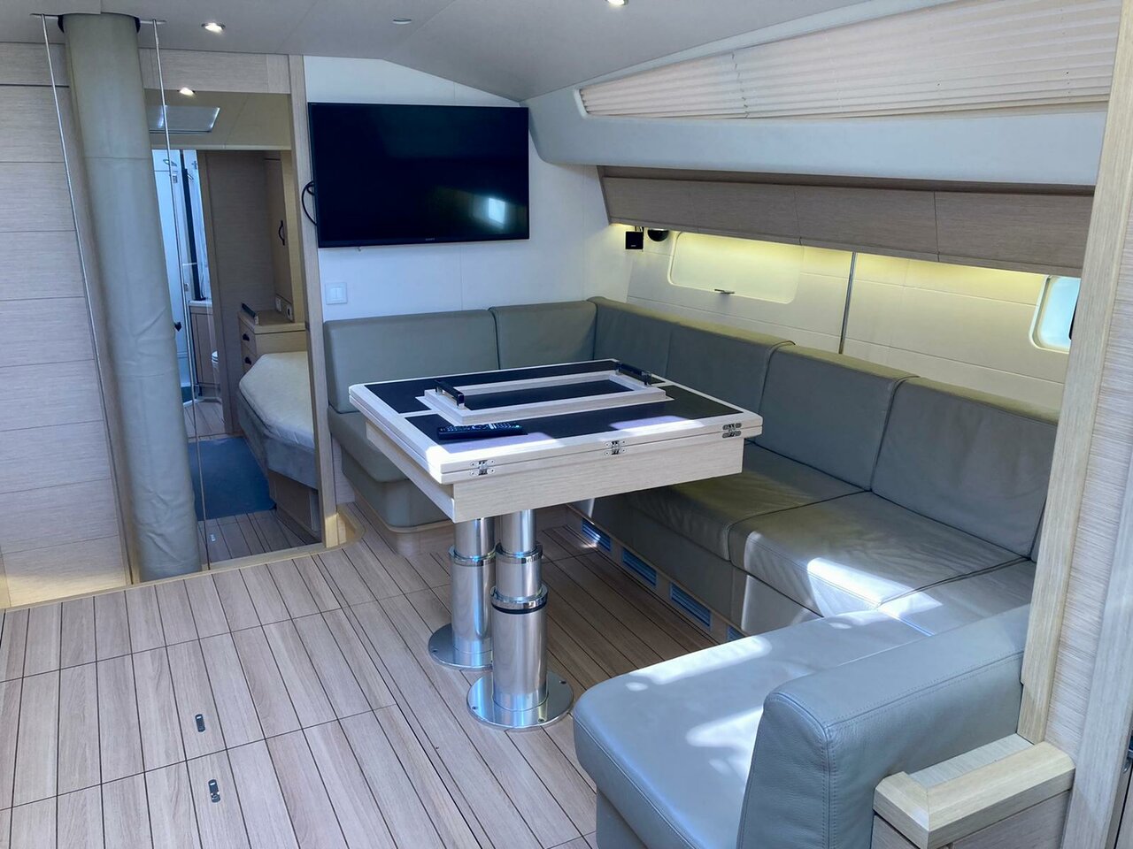 Jeanneau 64 - 4 cab. — photo 8