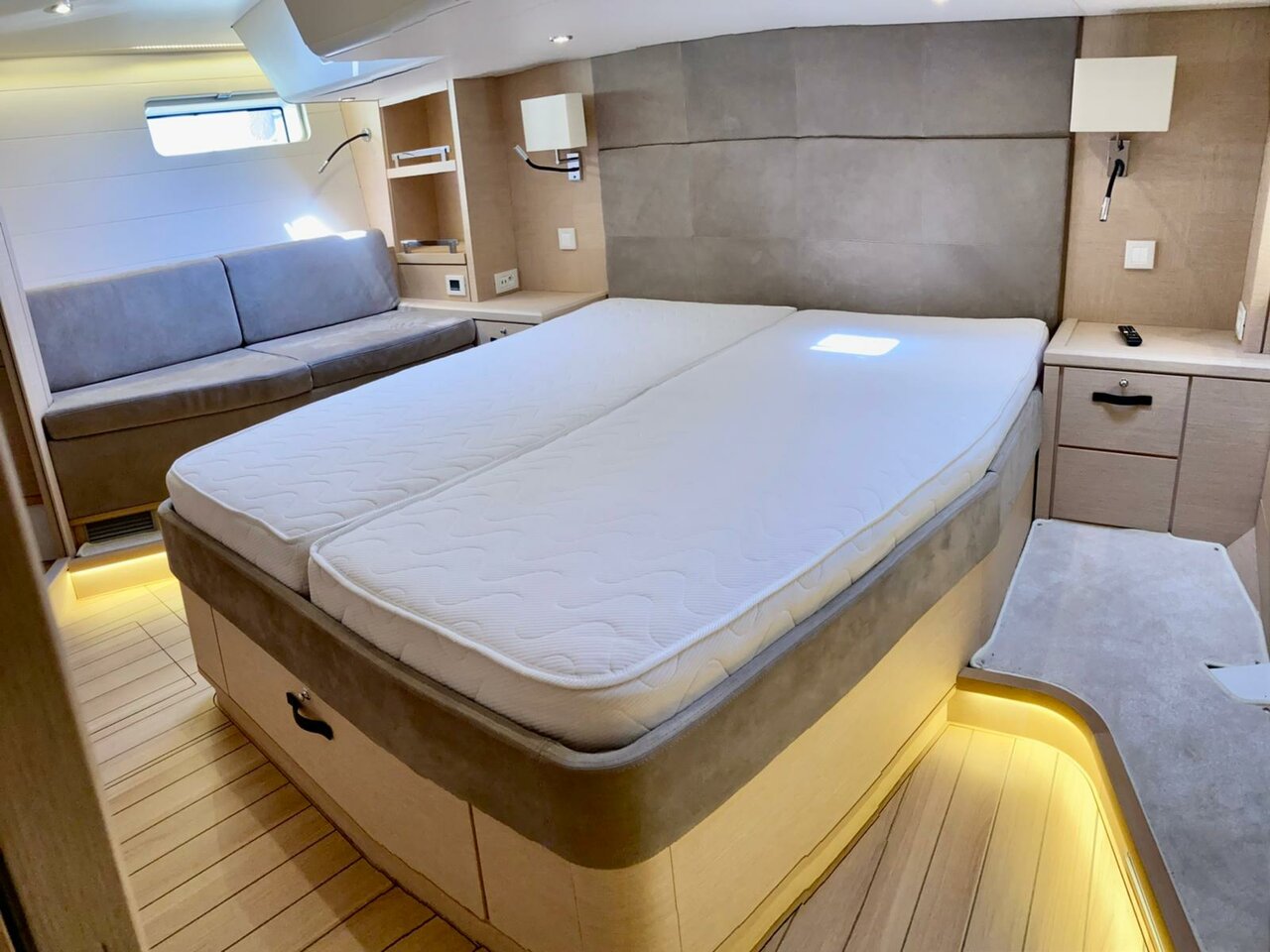 Jeanneau 64 - 4 cab. — photo 12