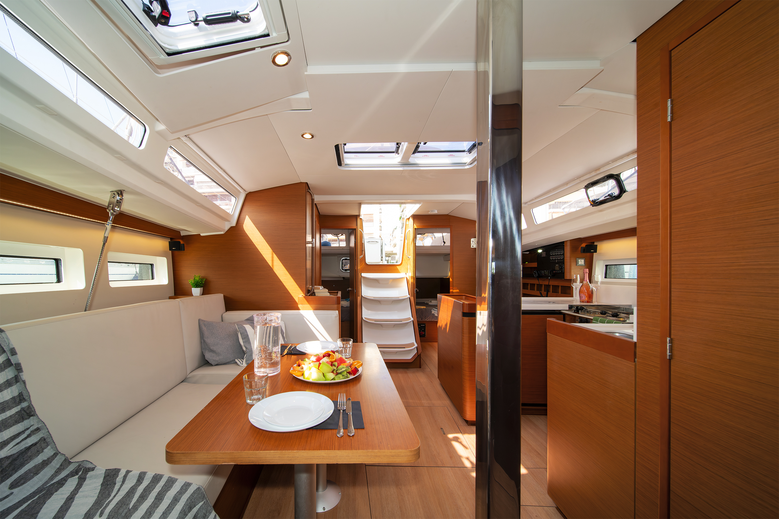 Sun Odyssey 440 - 4 cab. — photo 17