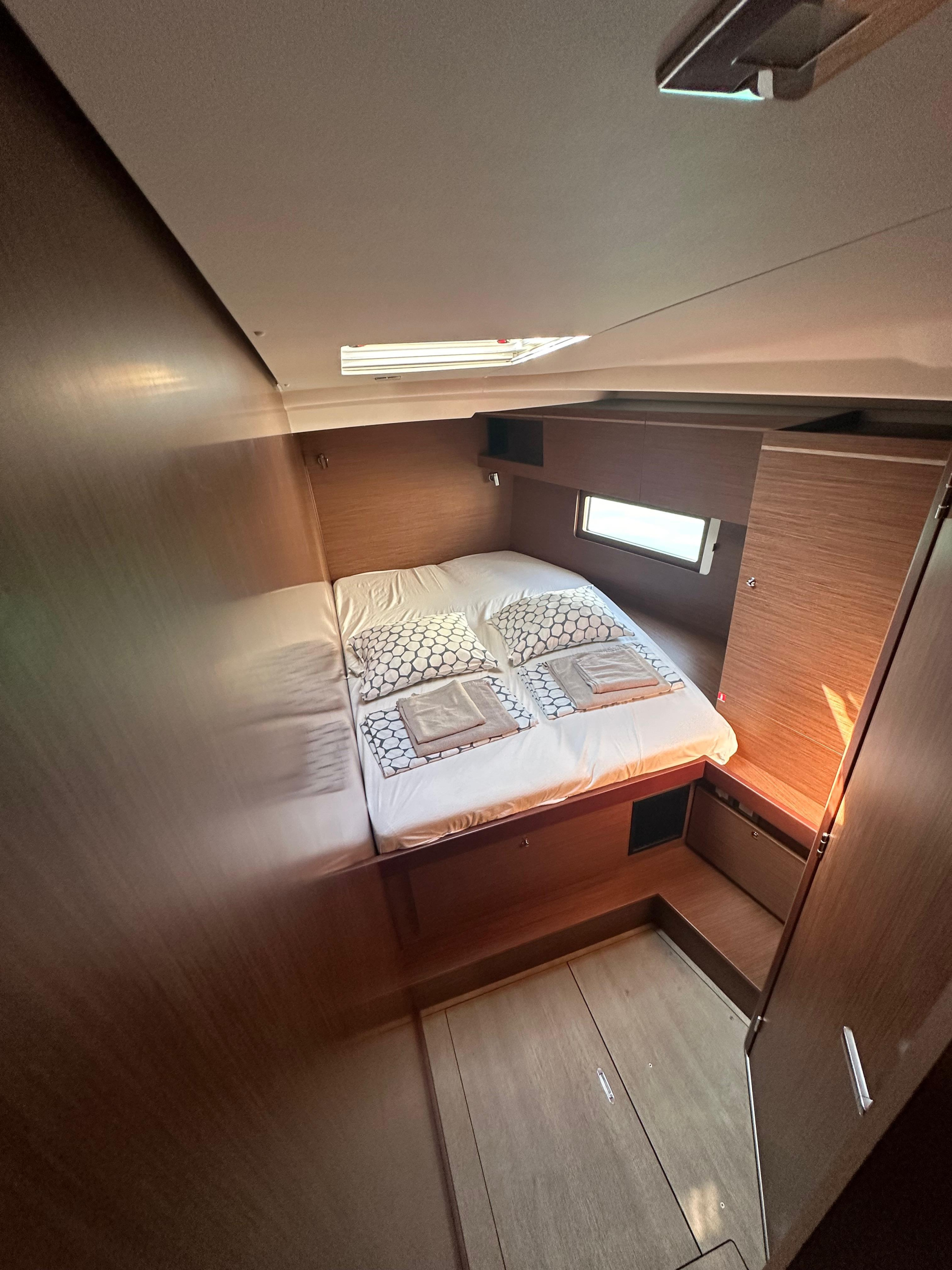 Oceanis 51.1 — photo 19