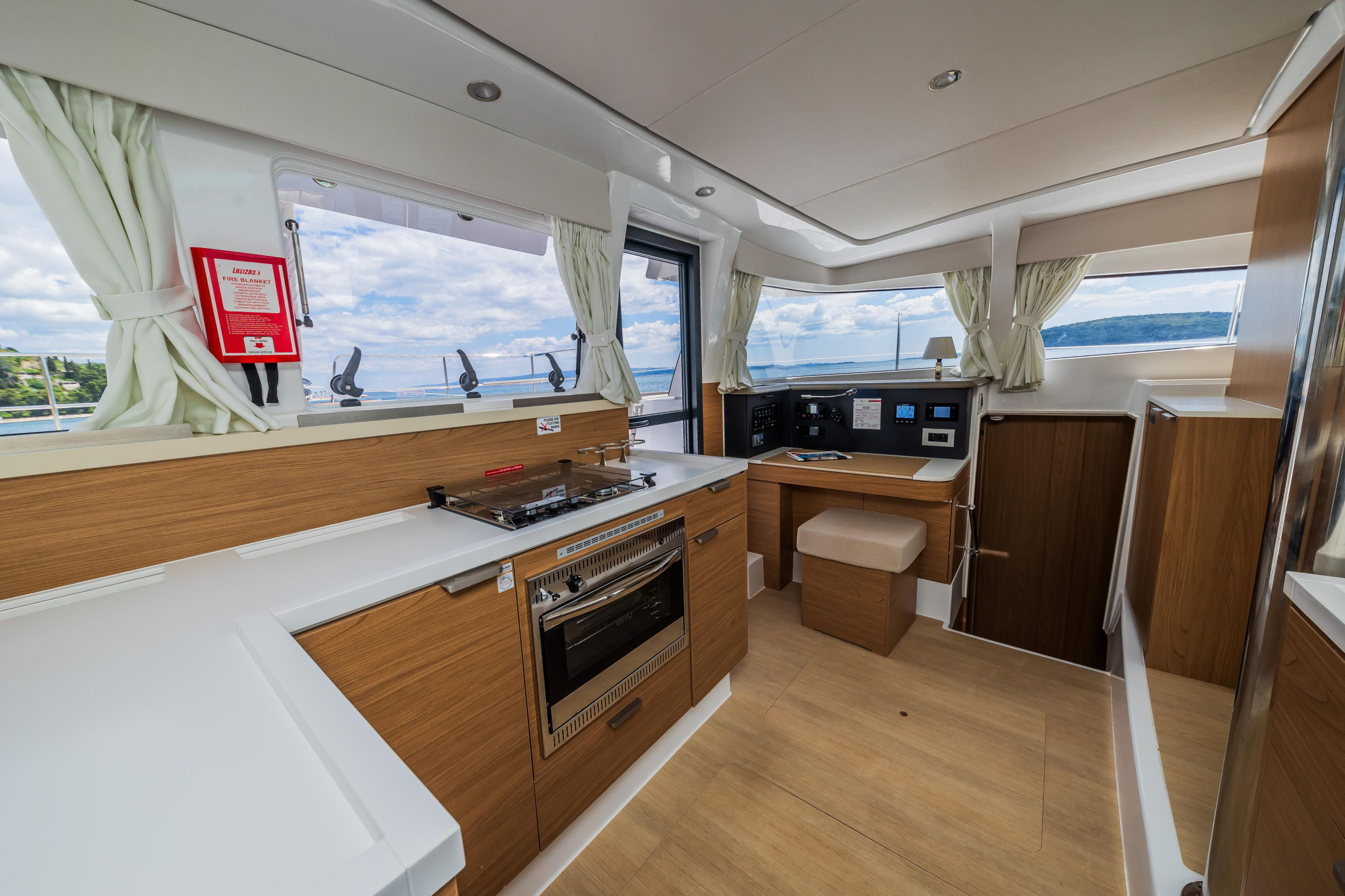 Bali 4.2 - 4 + 1 cab. — photo 23