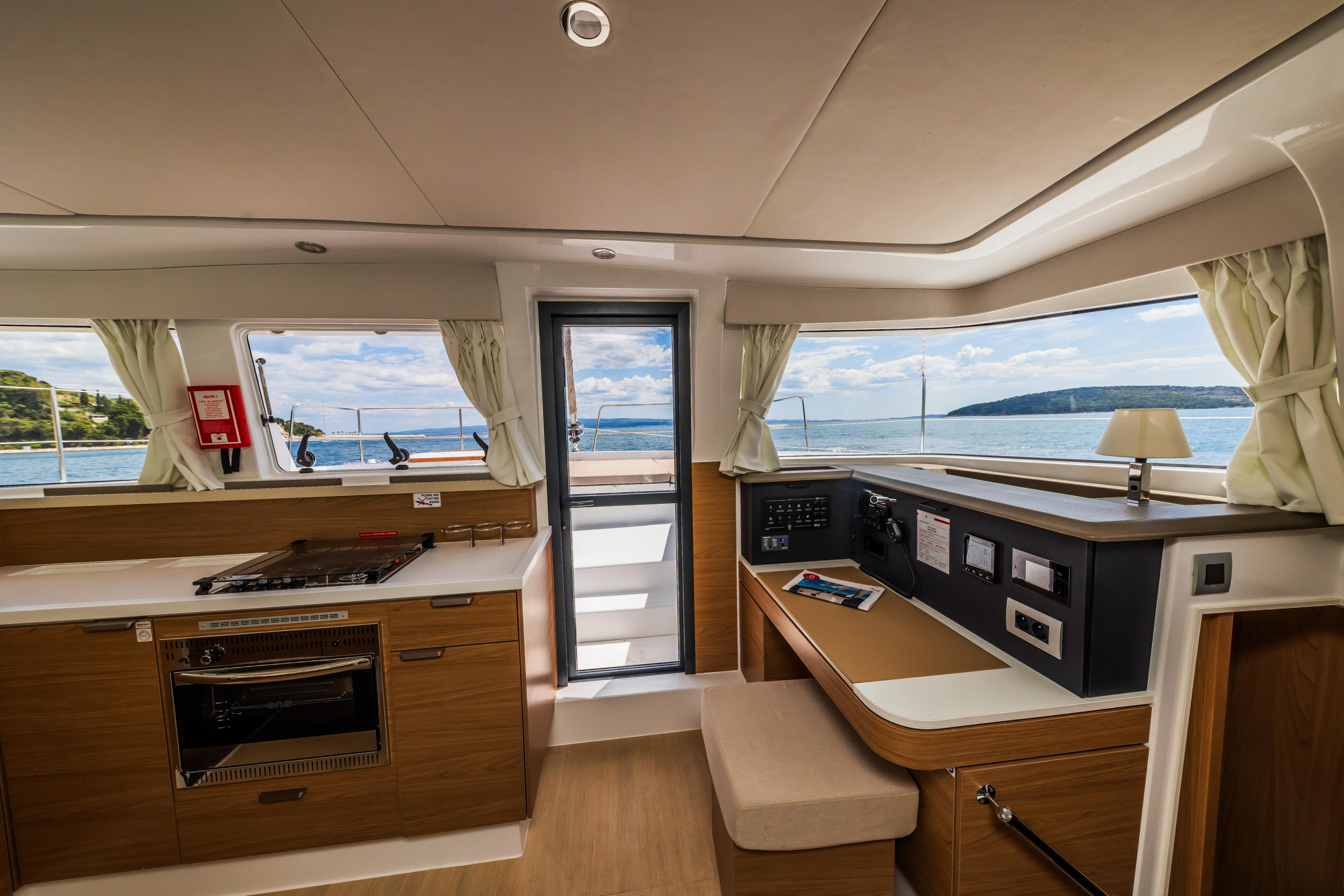 Bali 4.2 - 4 + 1 cab. — photo 25