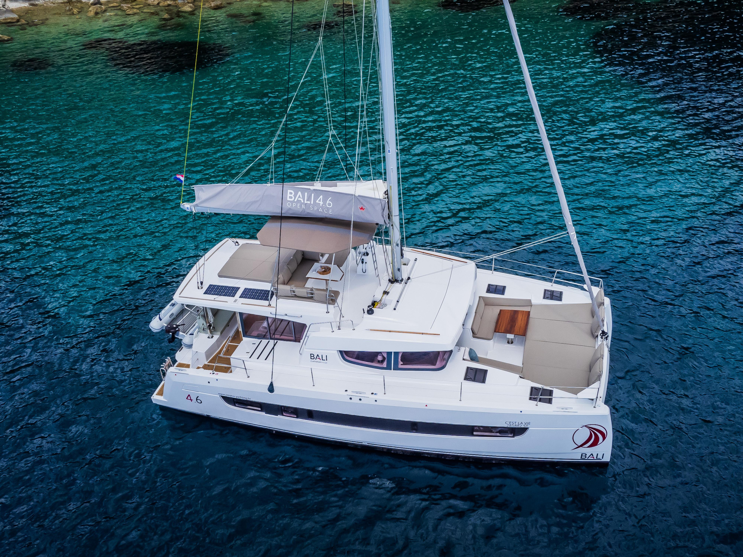 Bali 4.6 - 5 + 2 cab. — photo 4