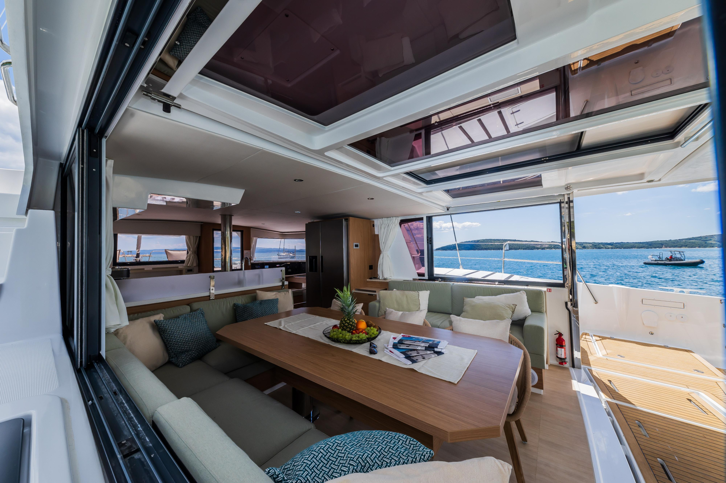 Bali 4.6 - 5 + 2 cab. — photo 21