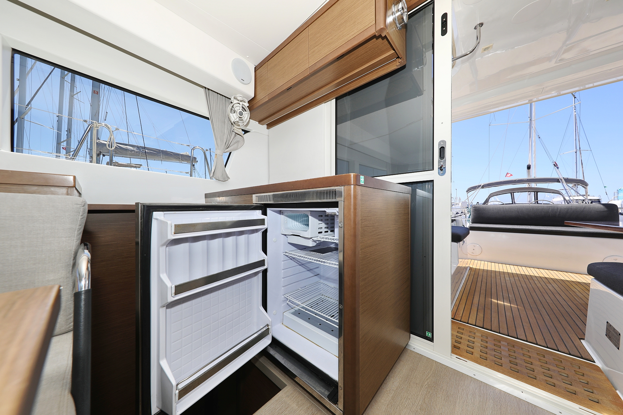 Lagoon 40 - 4 + 2 cab — photo 19