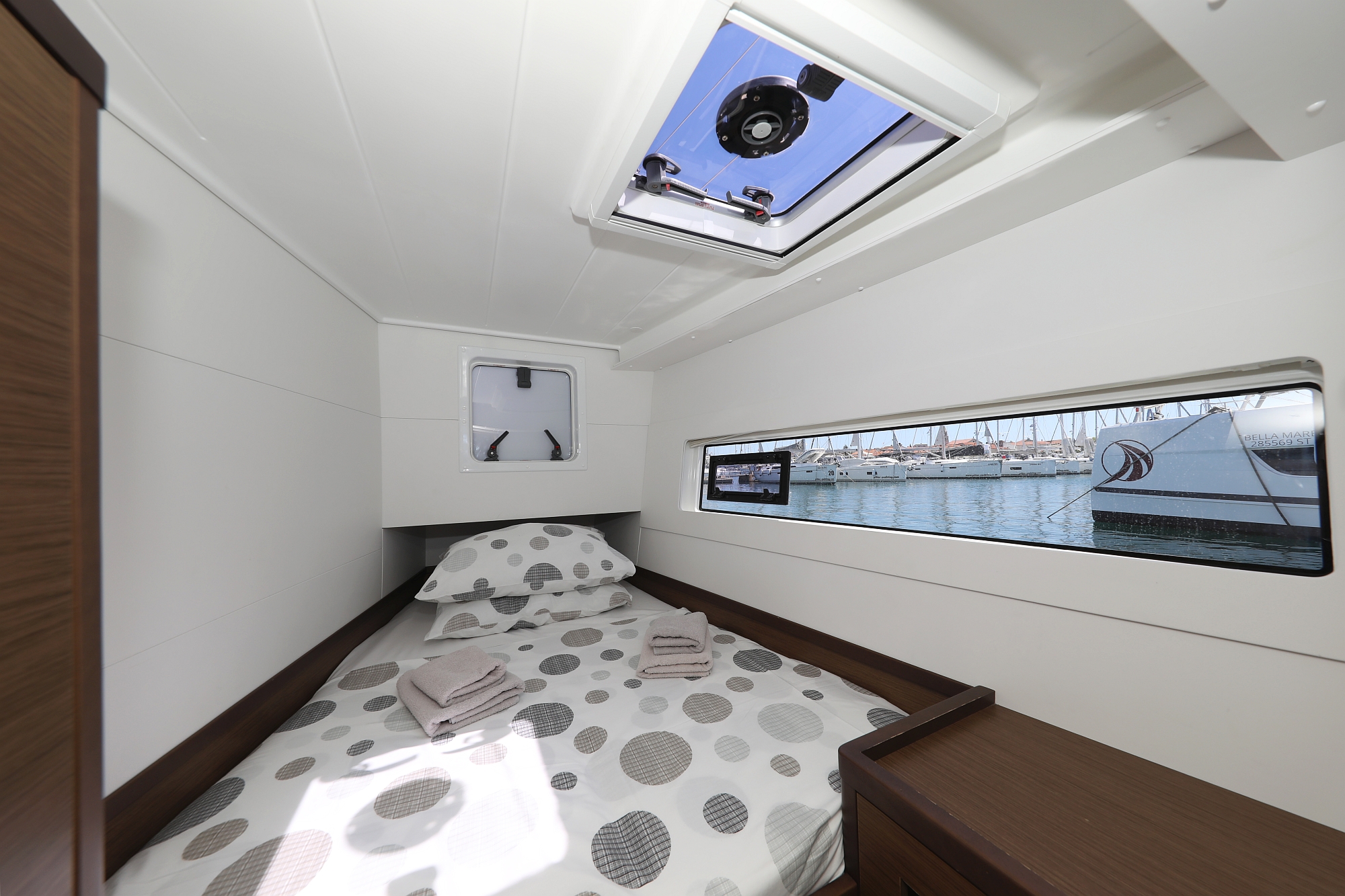 Lagoon 40 - 4 + 2 cab — photo 27
