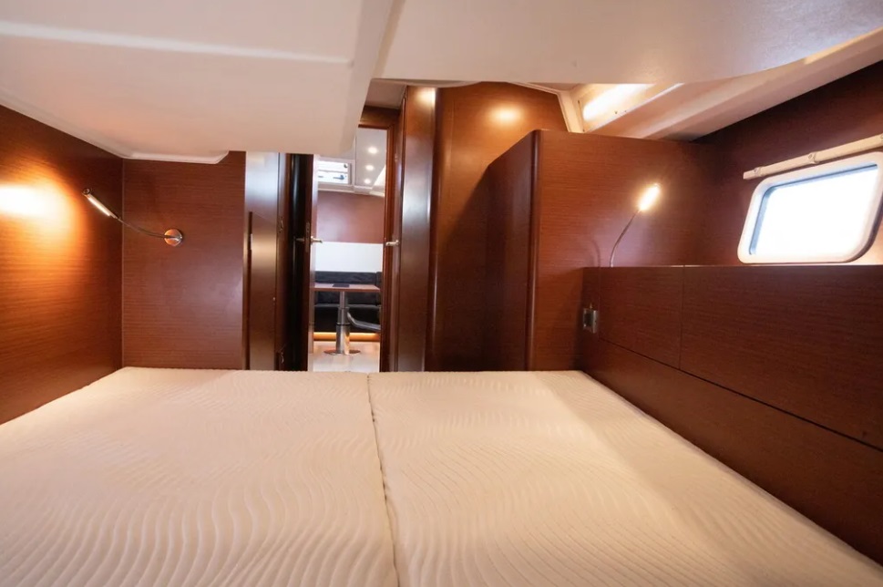 Hanse 508 - 5 + 1 cab. — photo 7