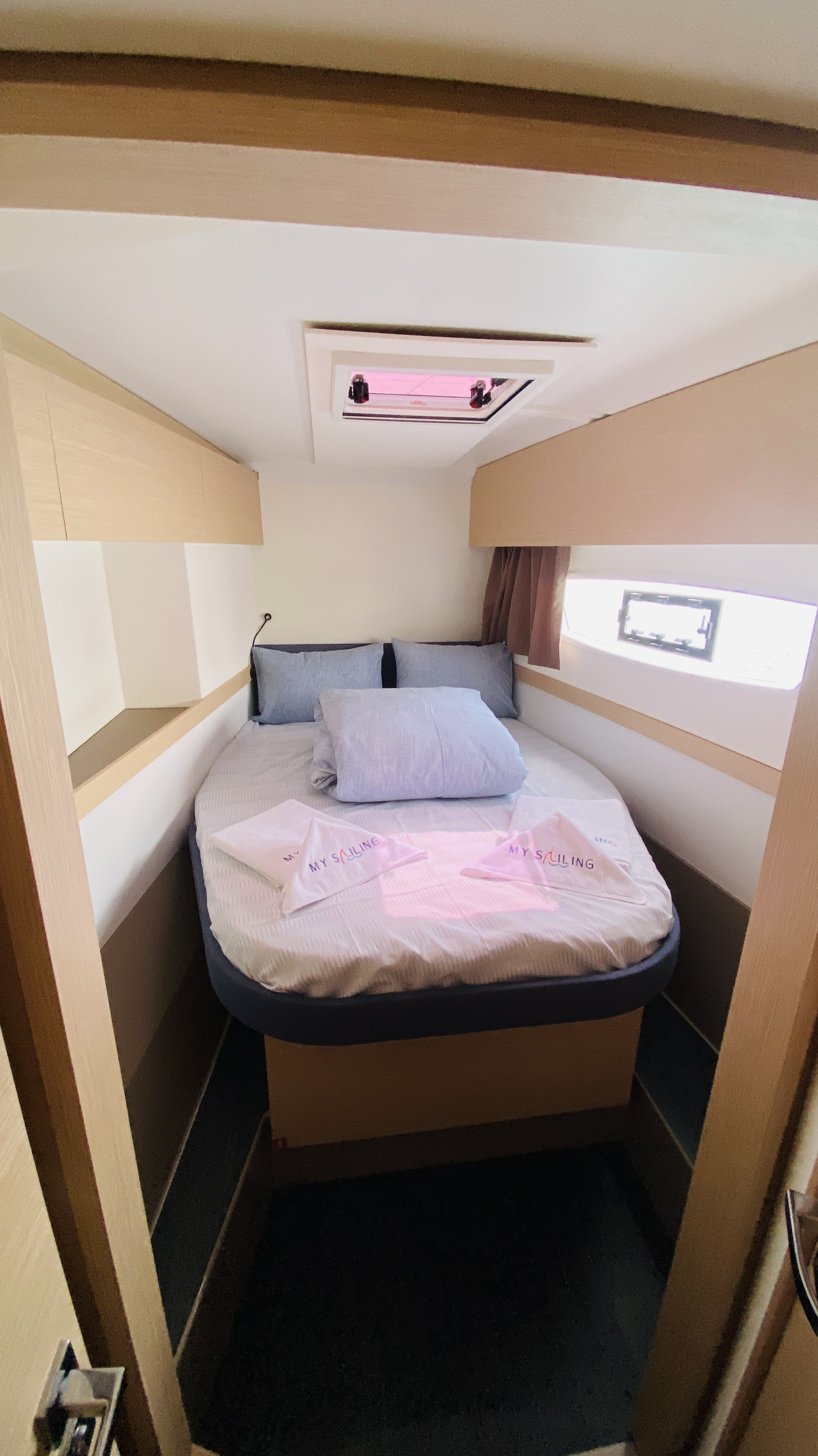 Fountaine Pajot Astrea 42 - 4 + 1 cab. — photo 8