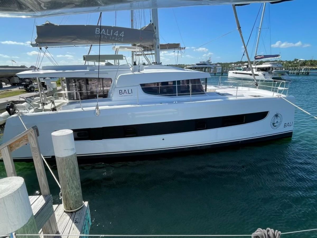 Bali 4.4 - 3 + 1 cab. — photo 4