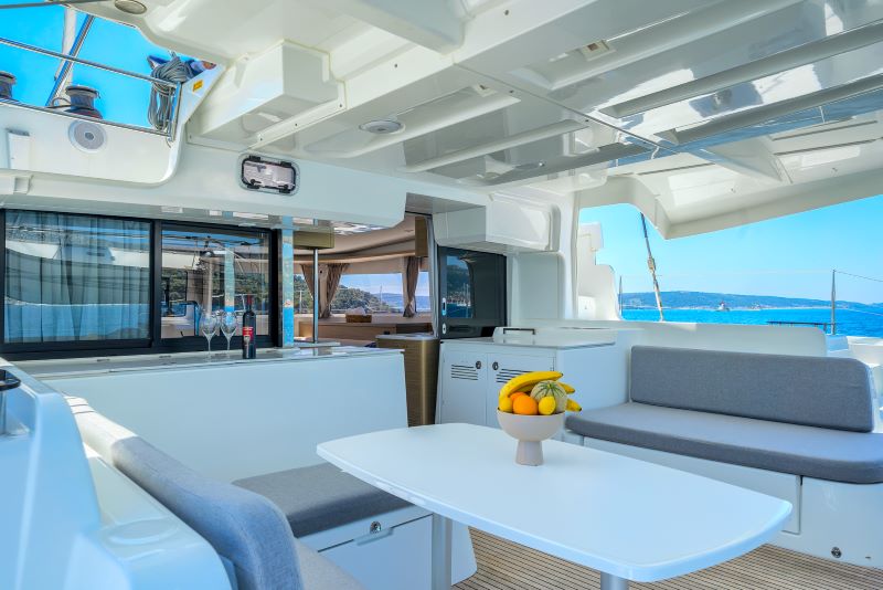 Lagoon 46 - 4 + 1 cab. — photo 12