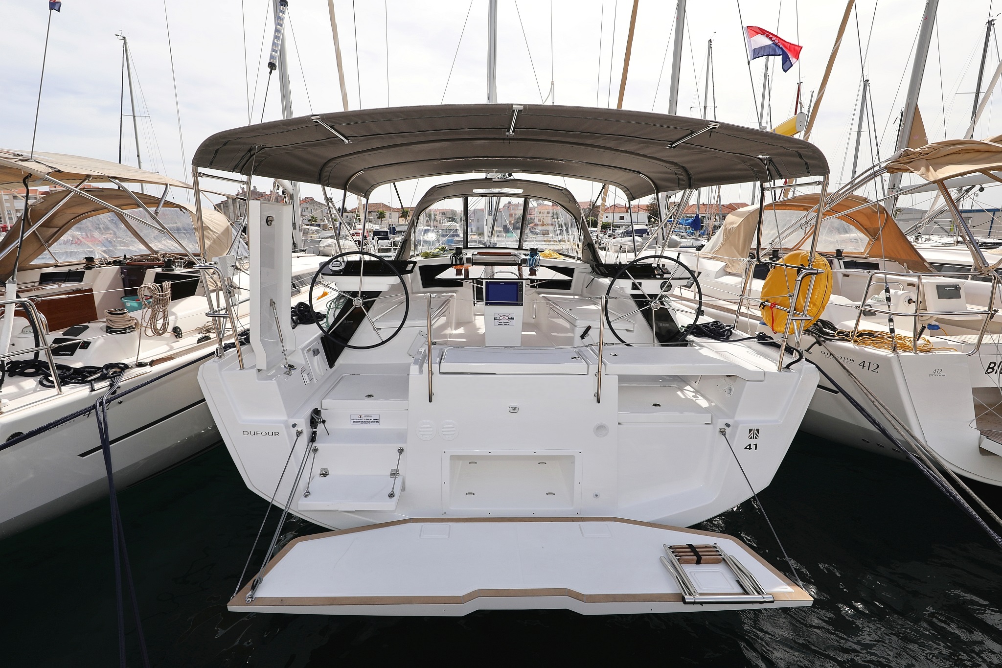 Dufour 41 - 3 cab. — photo 3