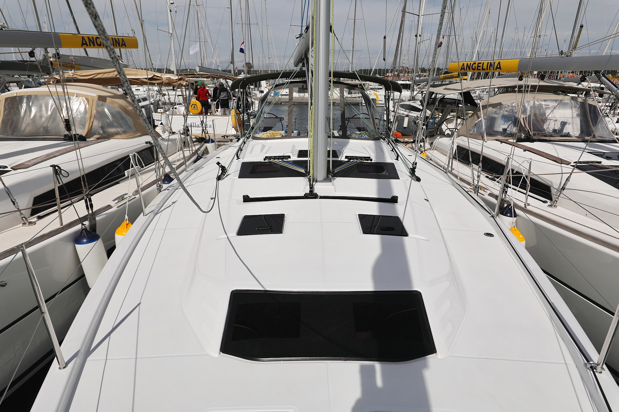 Dufour 41 - 3 cab. — photo 11