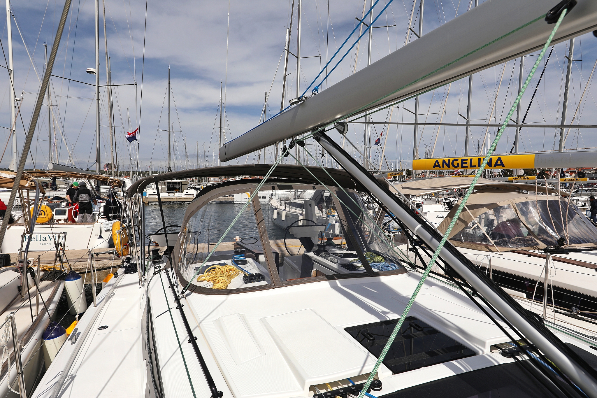 Dufour 41 - 3 cab. — photo 12