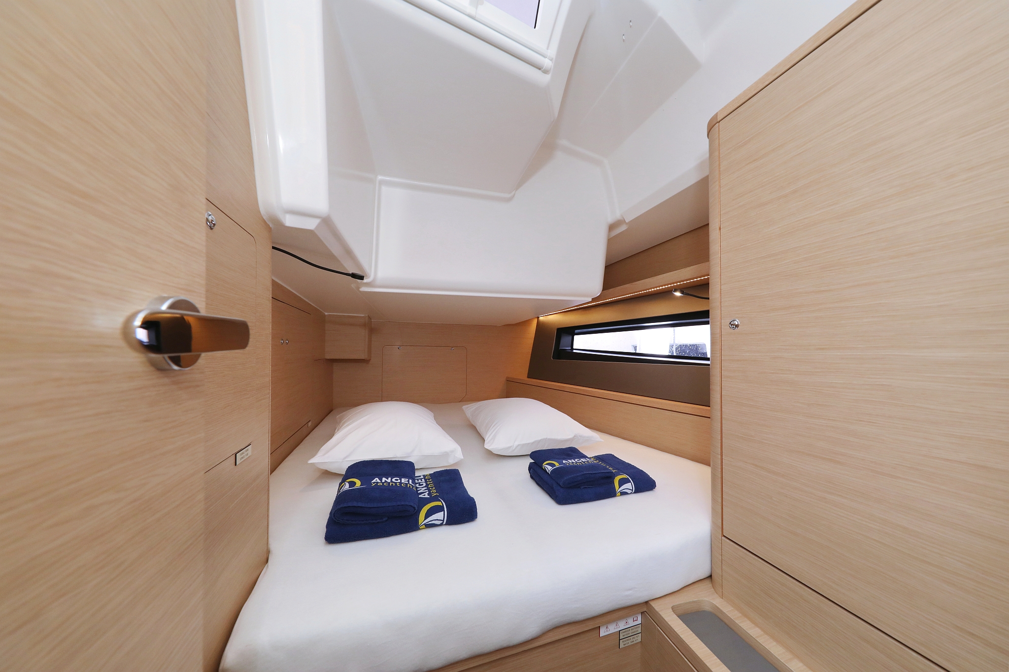 Dufour 41 - 3 cab. — photo 27