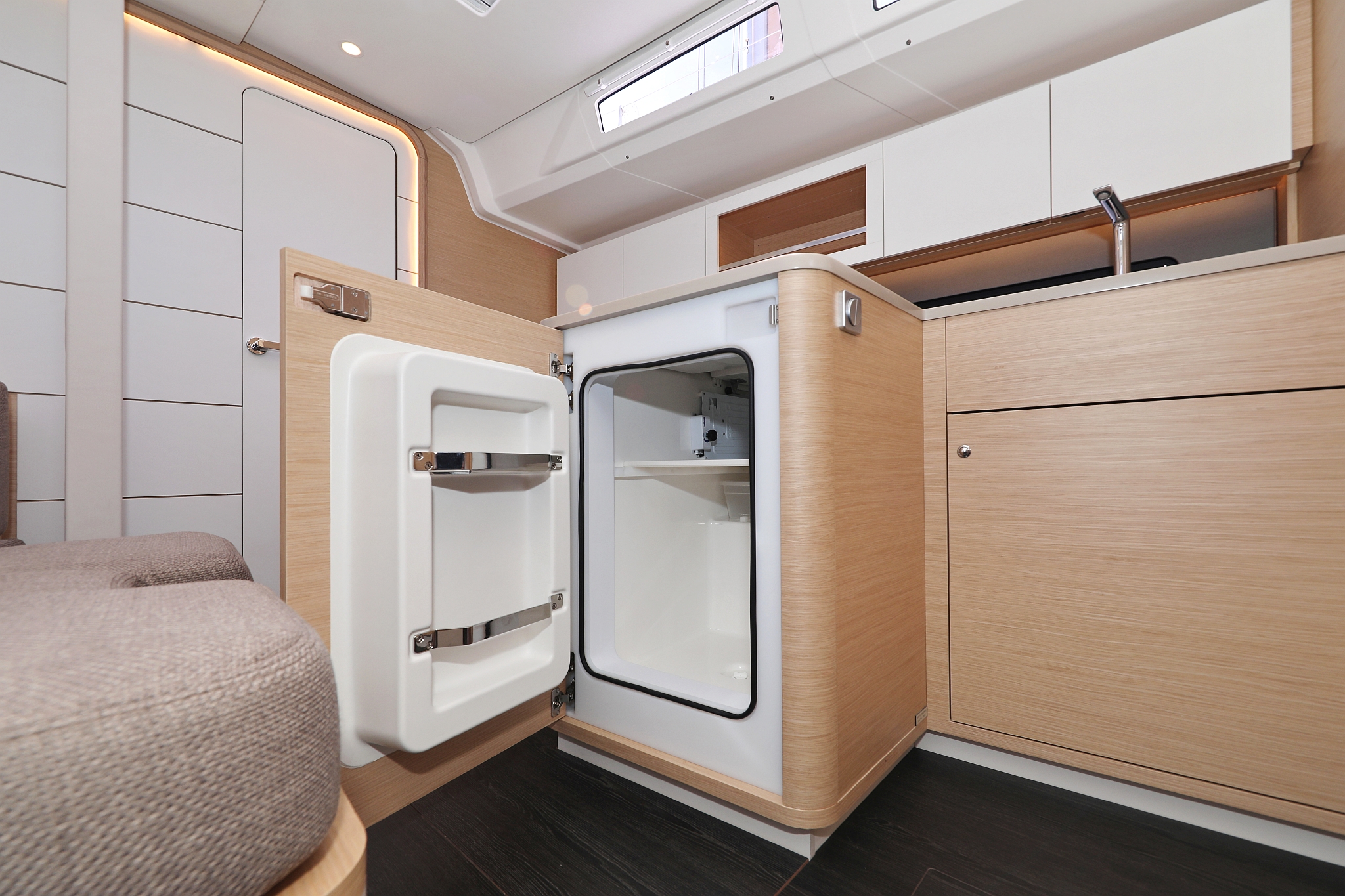 Dufour 41 - 3 cab. — photo 44