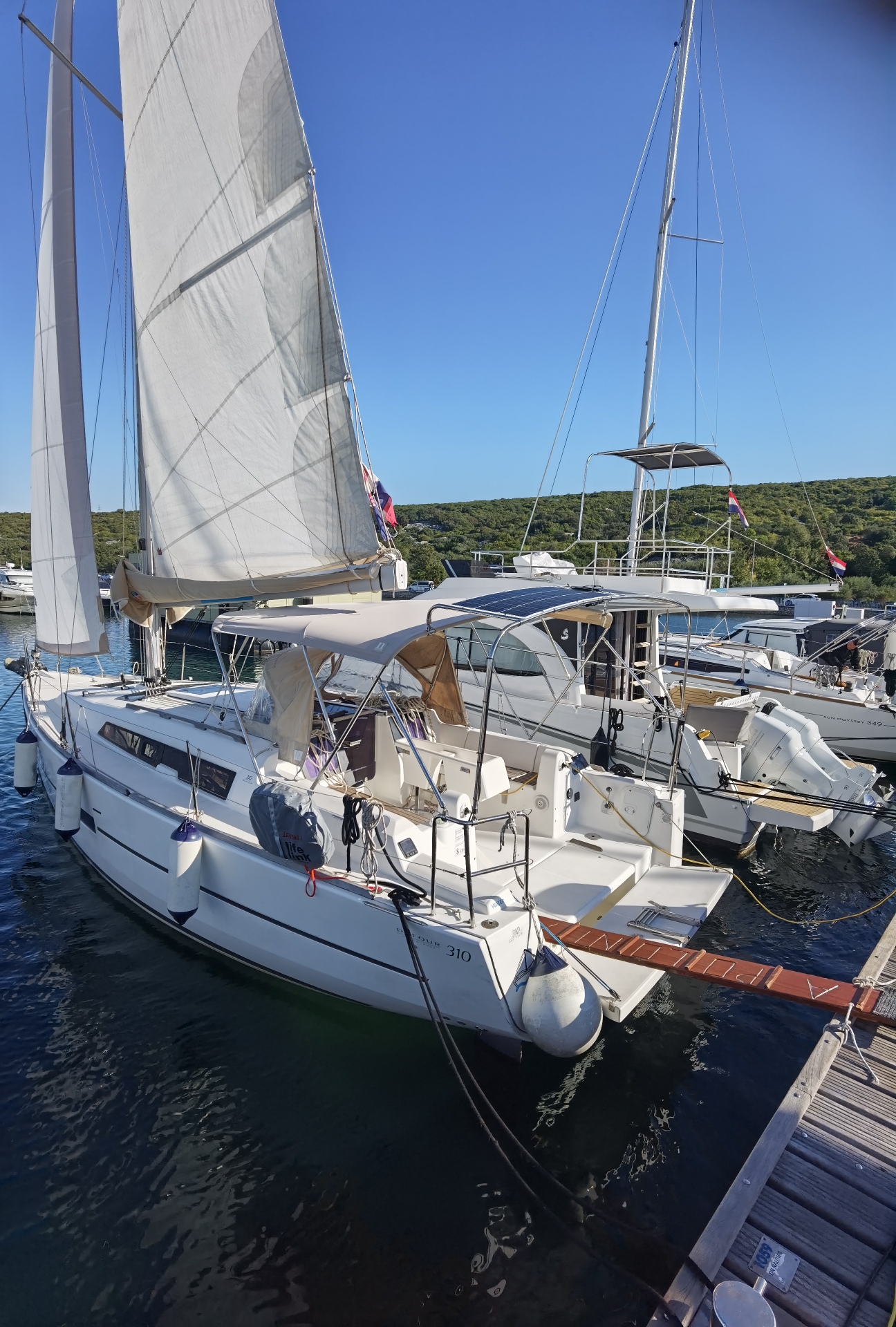 Dufour 310 GL — photo 1