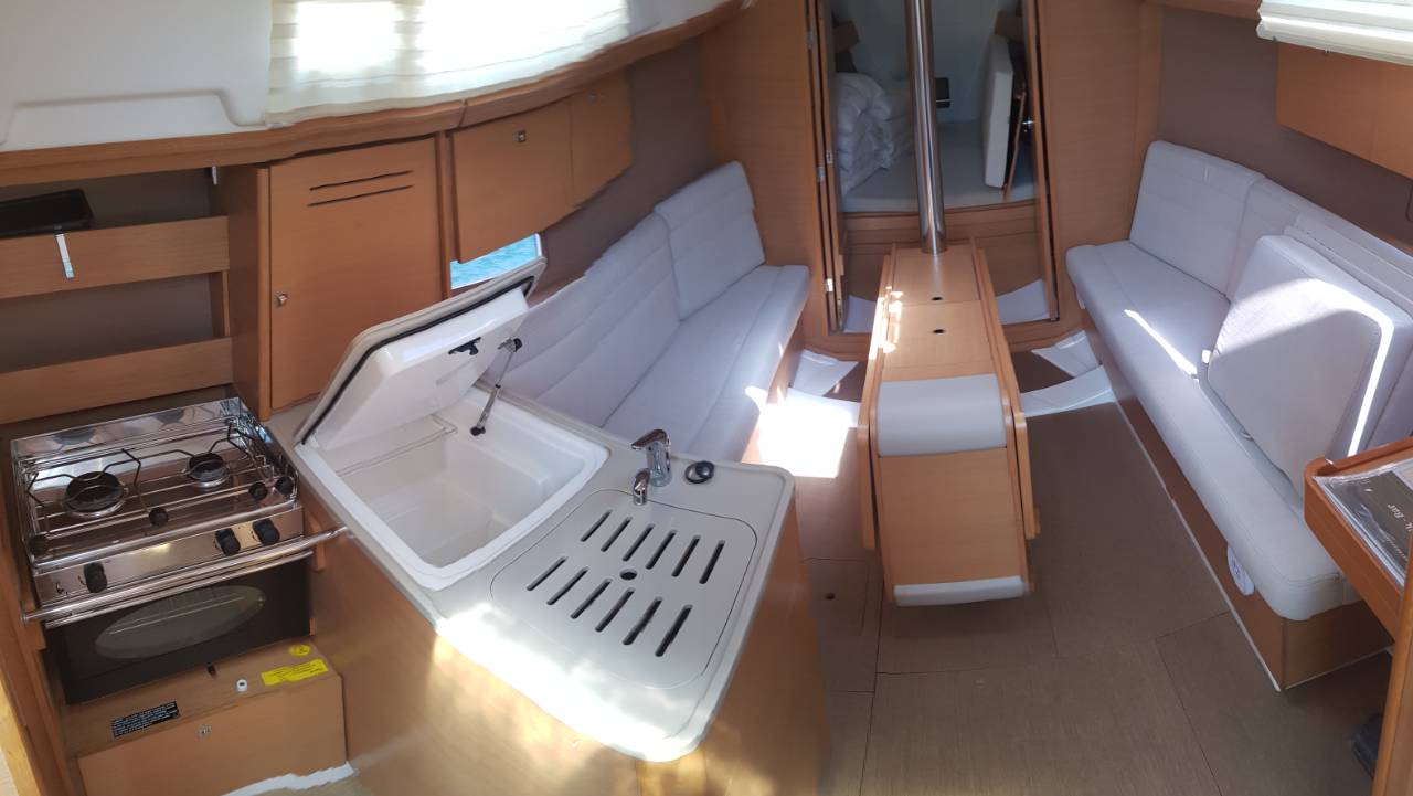 Dufour 310 GL — photo 4