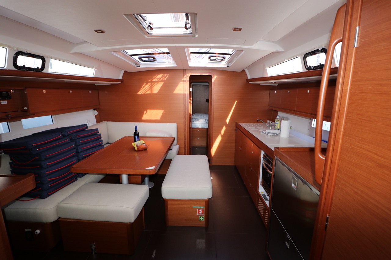 Dufour 460 GL — photo 10