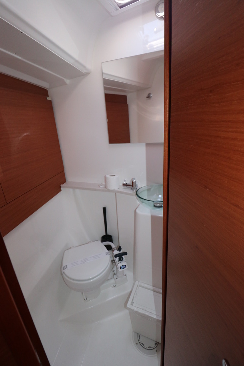 Dufour 460 GL — photo 18