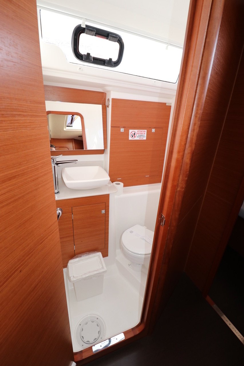 Dufour 460 GL — photo 19