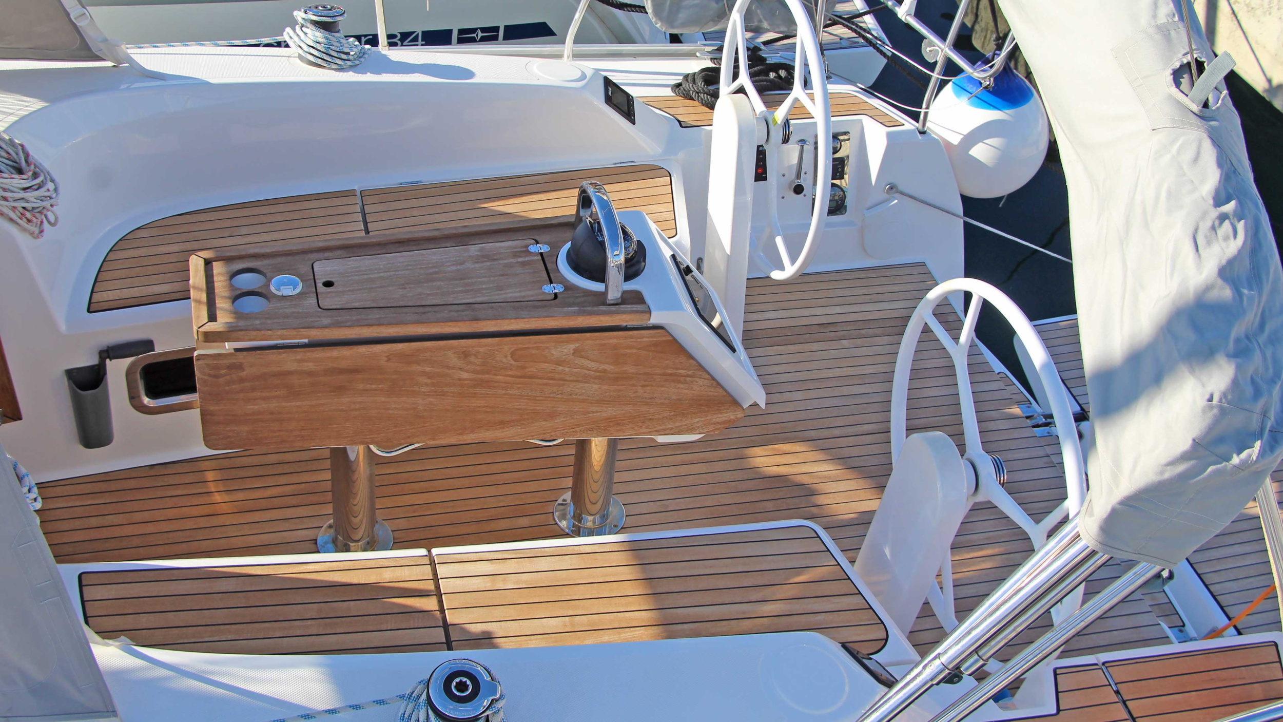 Bavaria Cruiser 34 — photo 9