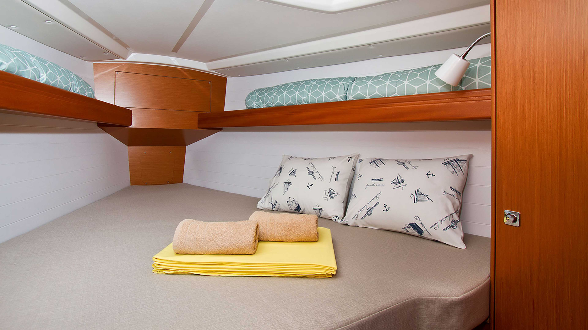 Bavaria Cruiser 34 — photo 16