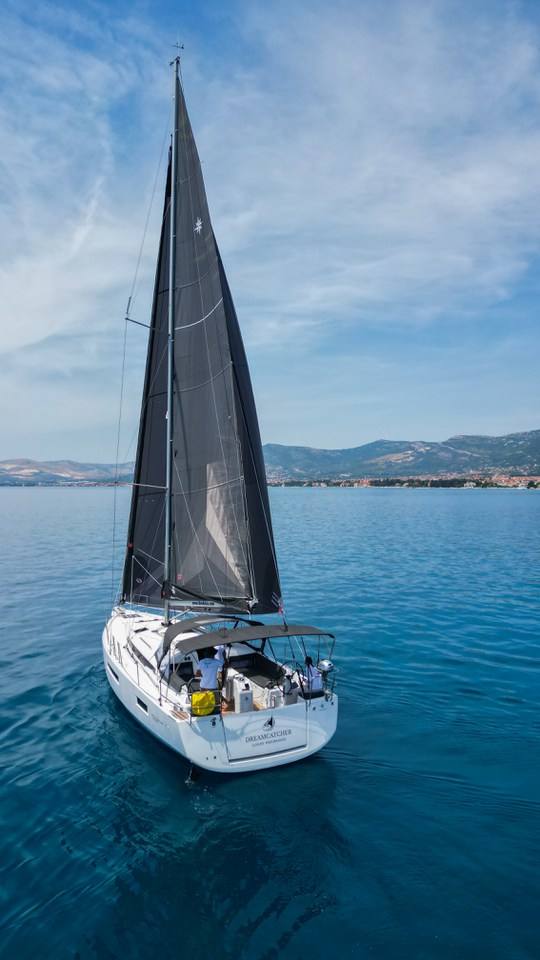 Sun Odyssey 440 - 3 cab. — photo 9