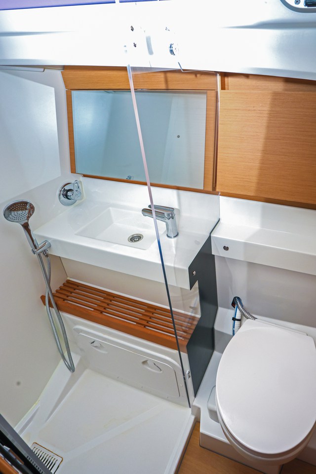 Sun Odyssey 440 - 3 cab. — photo 21