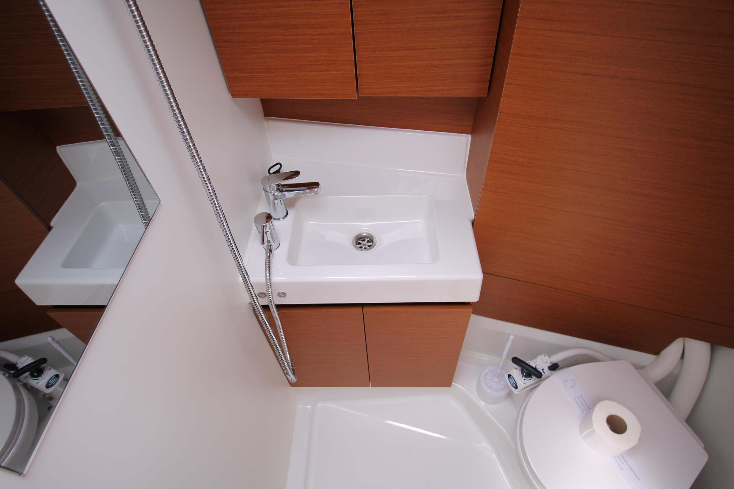 Sun Odyssey 380 - 3 cab. — photo 15