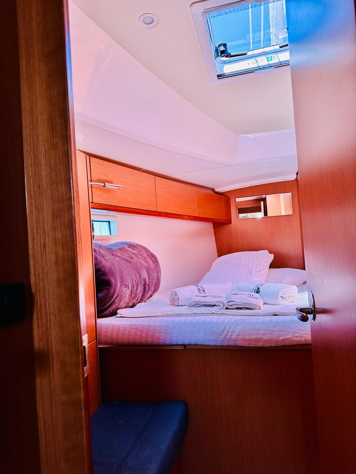 Bavaria Cruiser 46 - 4 cab. — photo 8
