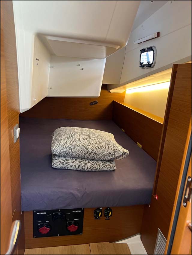 Sun Odyssey 380 - 3 cab. — photo 6