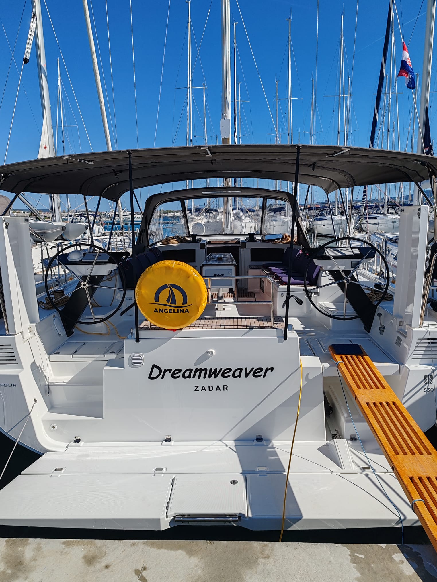 Dufour 530 - 6 cab. — photo 1