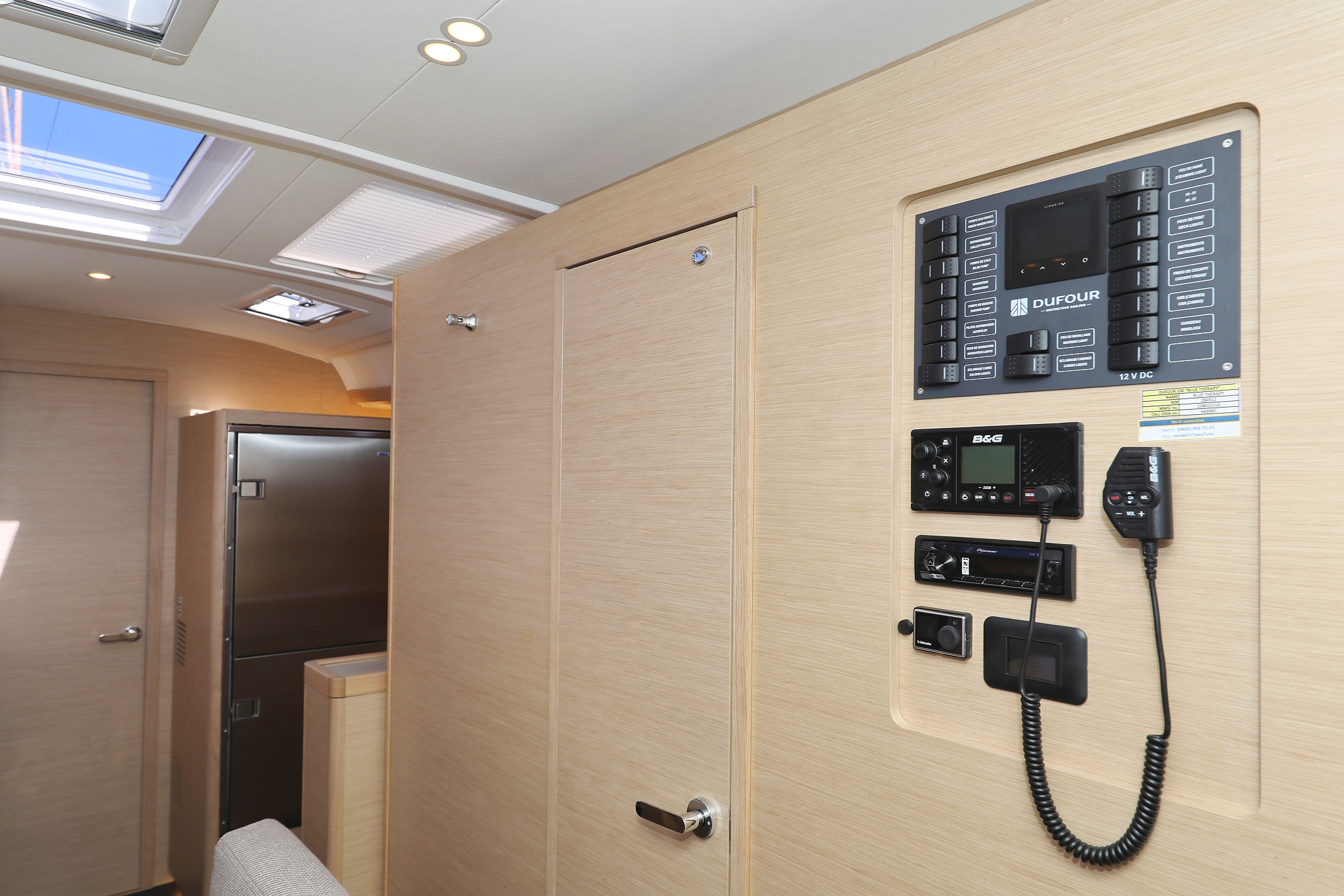 Dufour 530 - 6 cab. — photo 3
