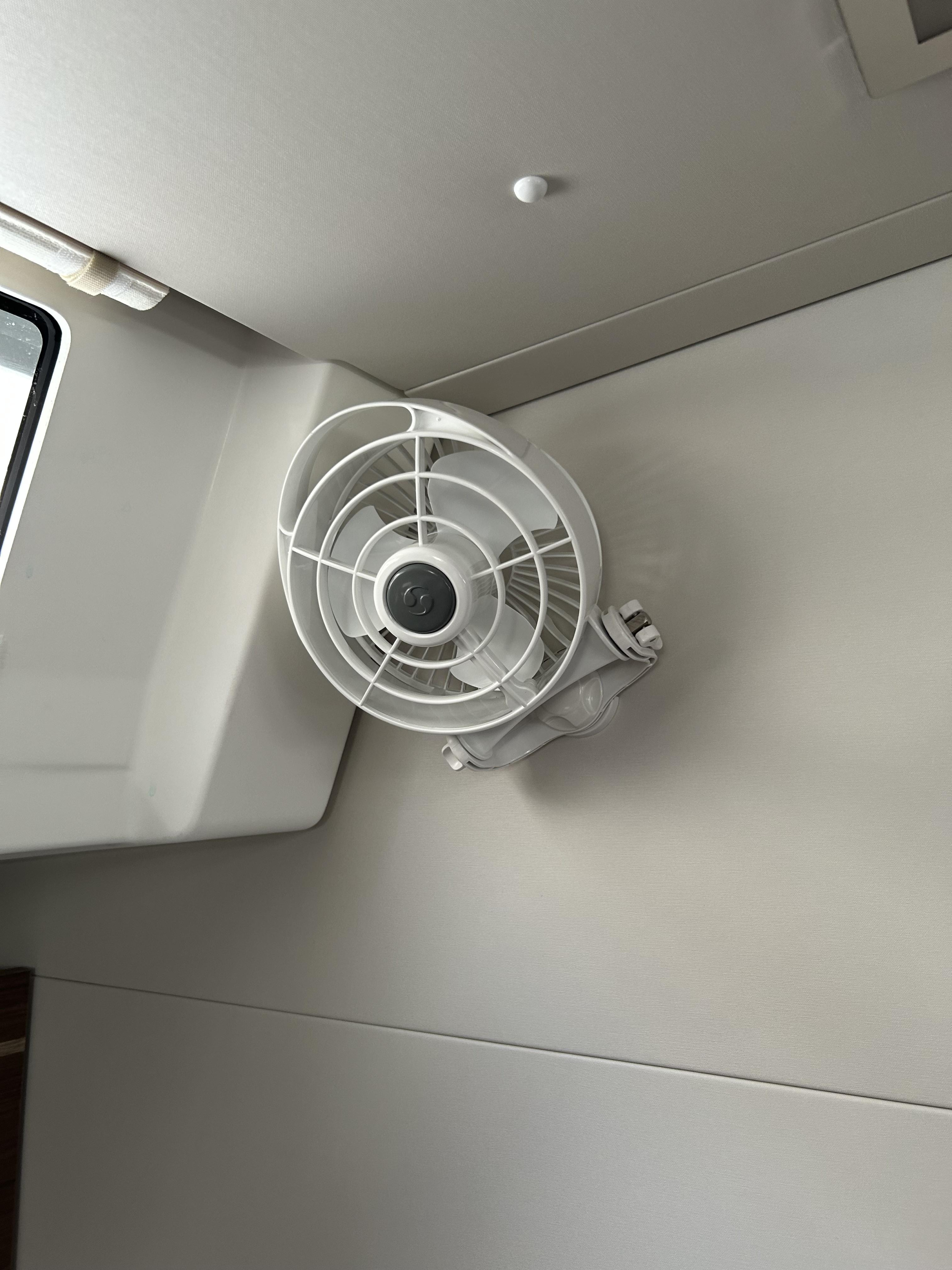 Oceanis 46.1 — photo 11