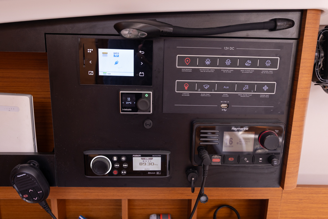 Sun Odyssey 410 - 3 cab. — photo 9