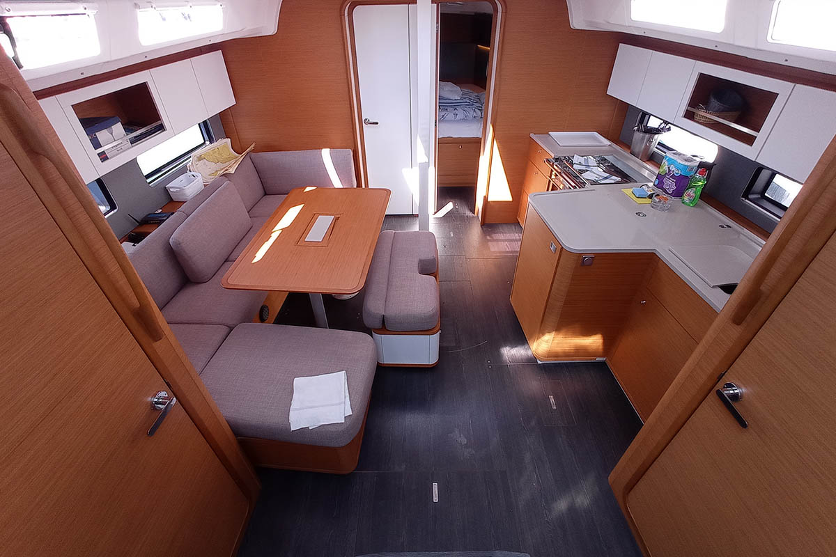 Dufour 41 - 4 cab. — photo 6