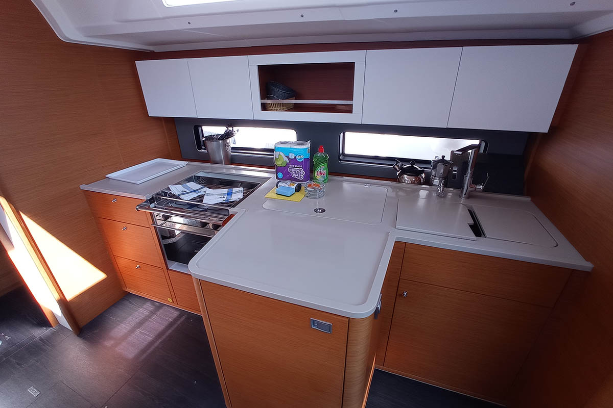 Dufour 41 - 4 cab. — photo 8