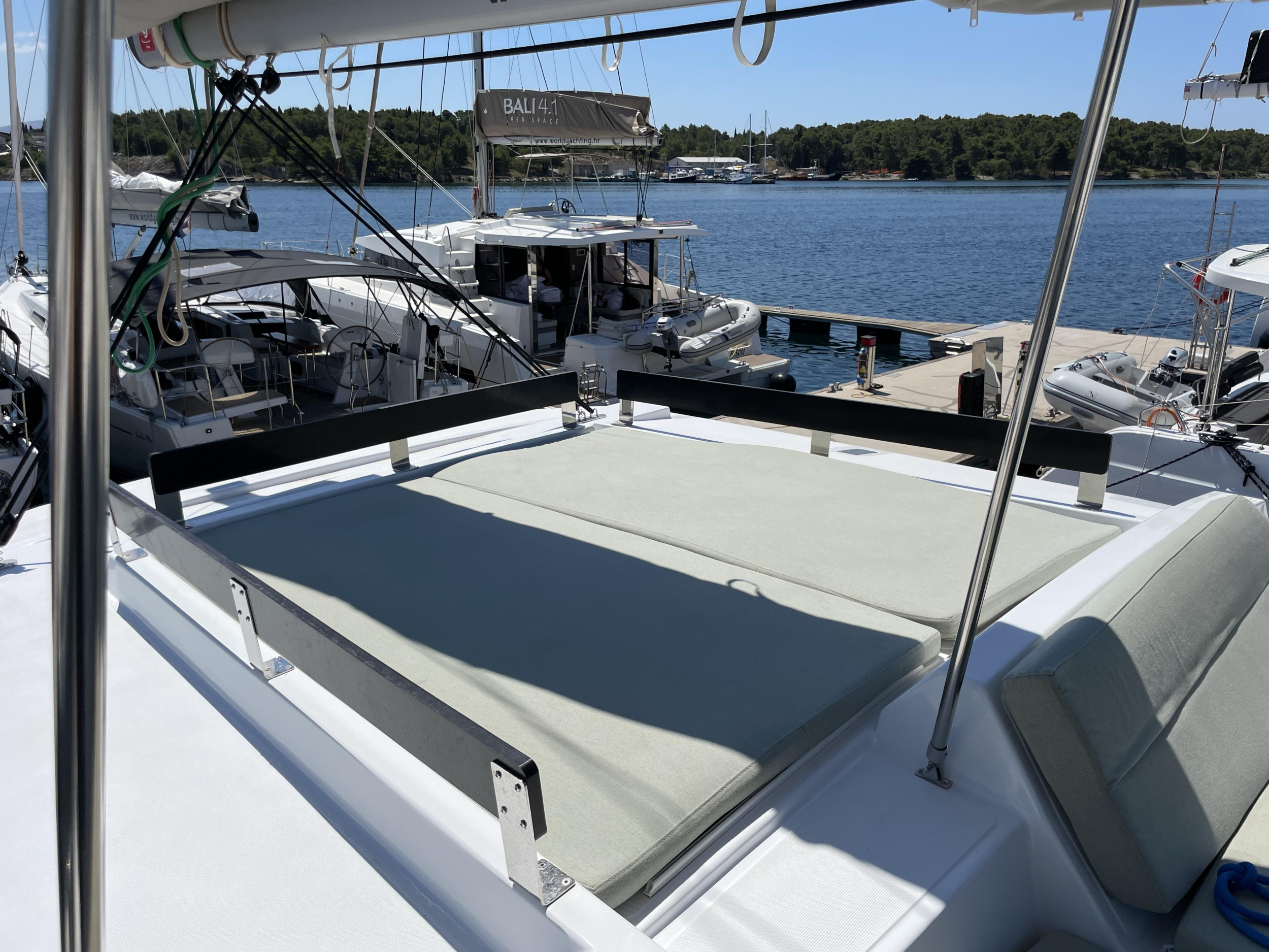 Bali 4.2 - 4 + 2 cab. — photo 11