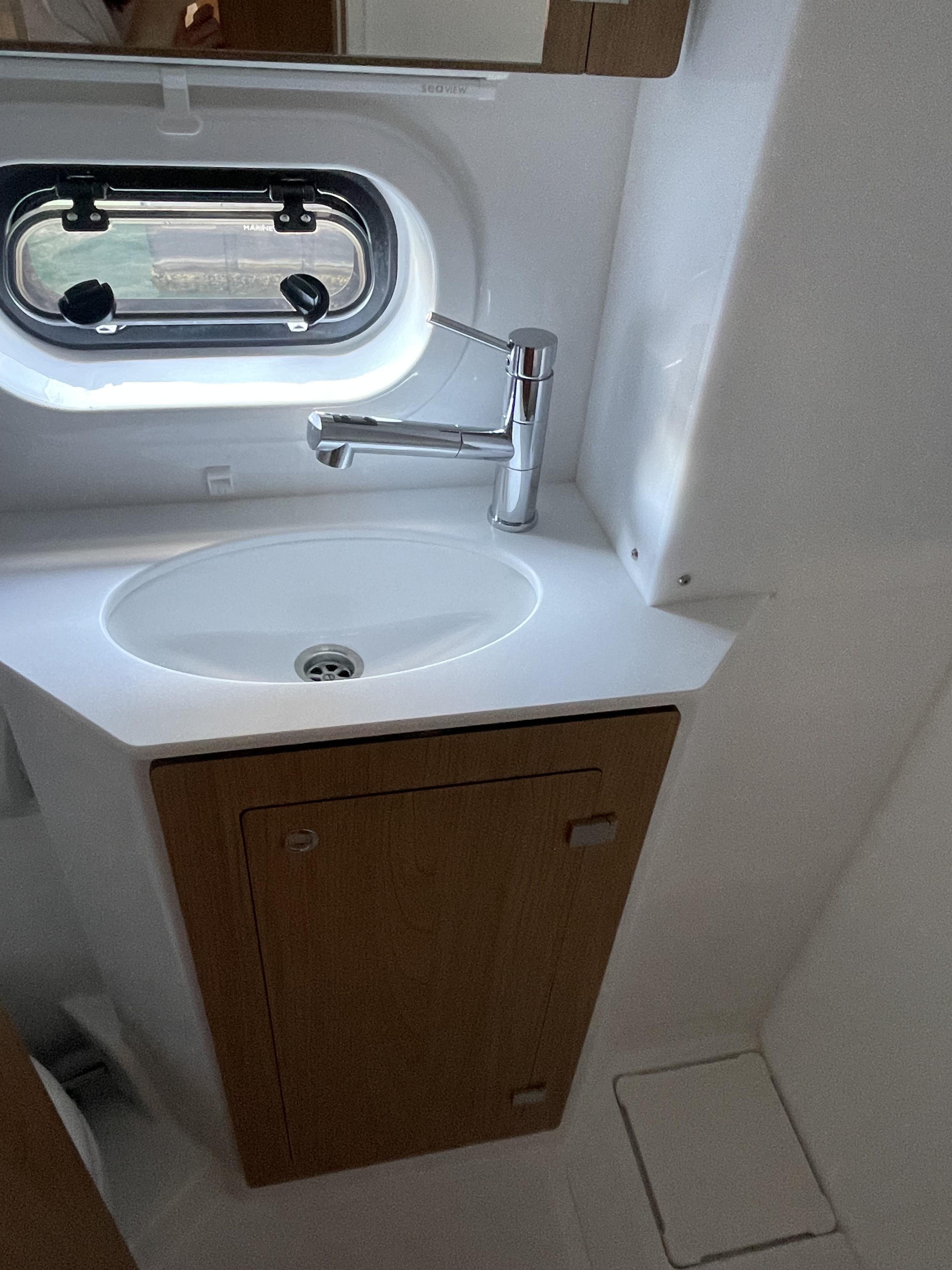 Bali 4.2 - 4 + 2 cab. — photo 29