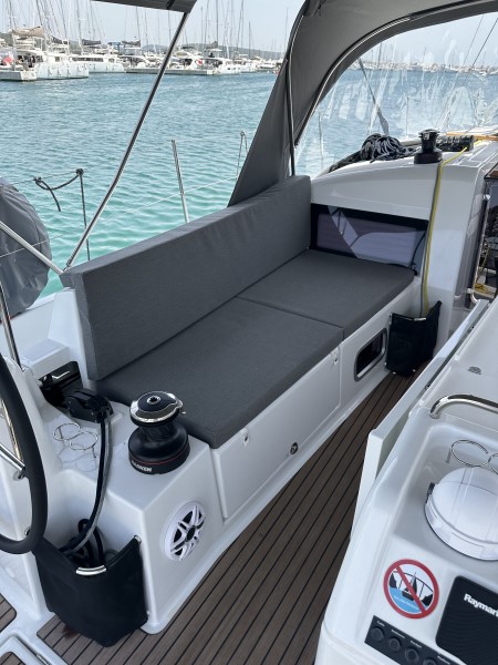 Sun Odyssey 440 - 4 cab. — photo 9