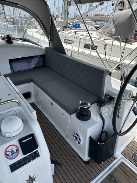 Sun Odyssey 440 - 4 cab. — photo 10