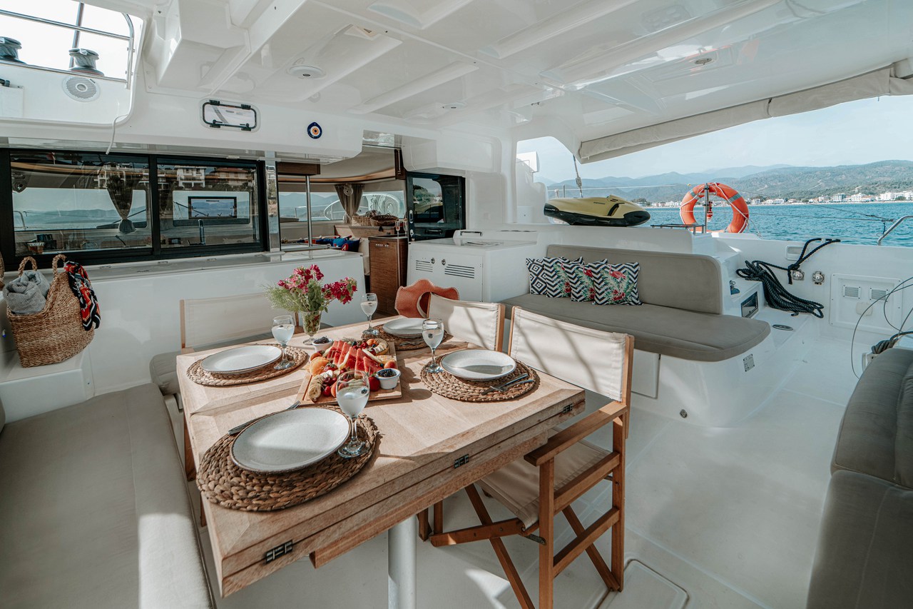 Lagoon 46 - 4 + 1 cab. — photo 11