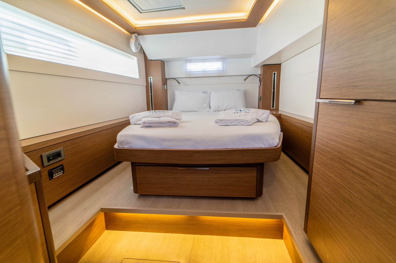Lagoon 46 - 4 + 1 cab. — photo 18