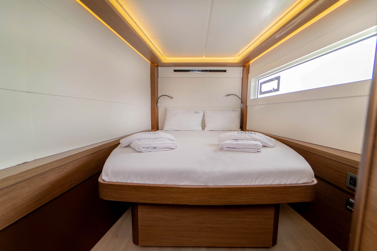 Lagoon 46 - 4 + 1 cab. — photo 22