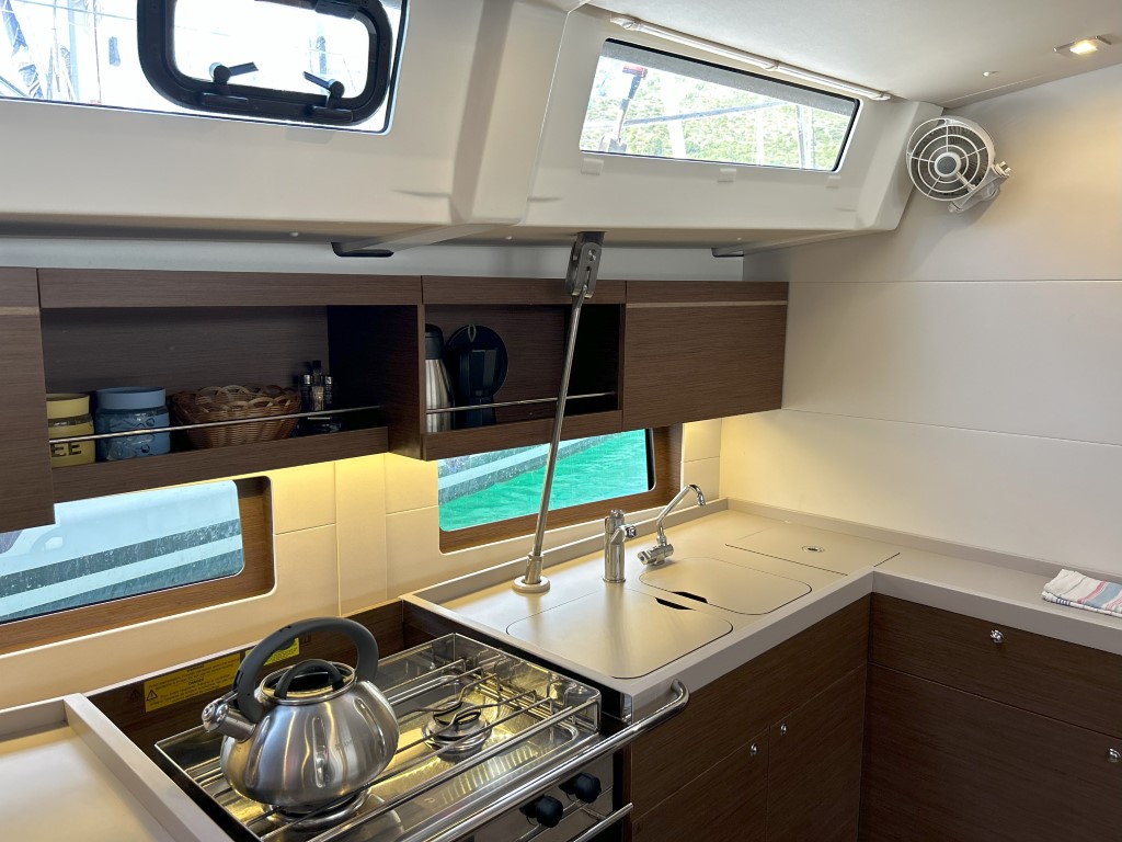 Oceanis 46.1 — photo 14