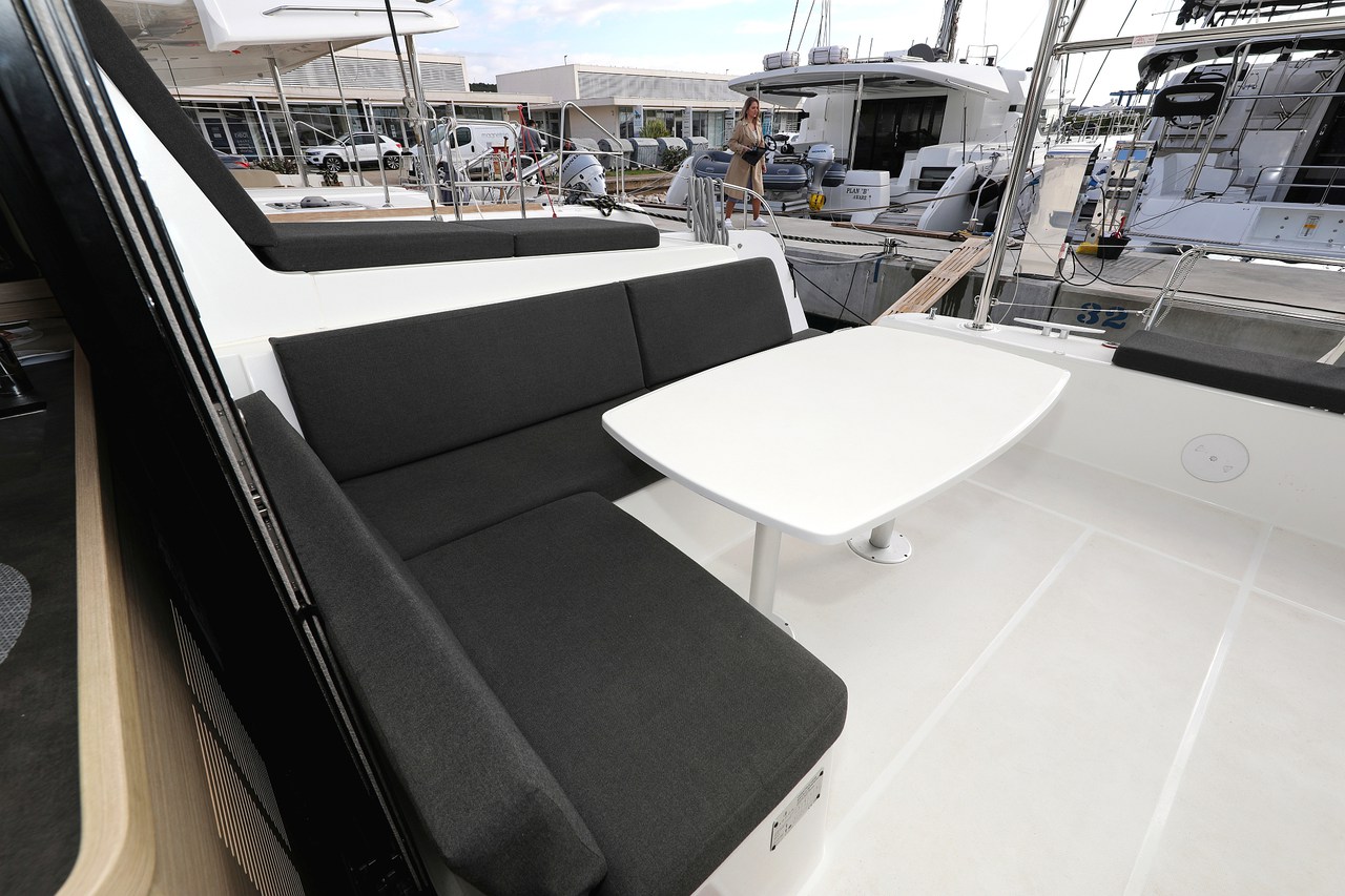 Lagoon 42 - 4 + 2 cab. — photo 6