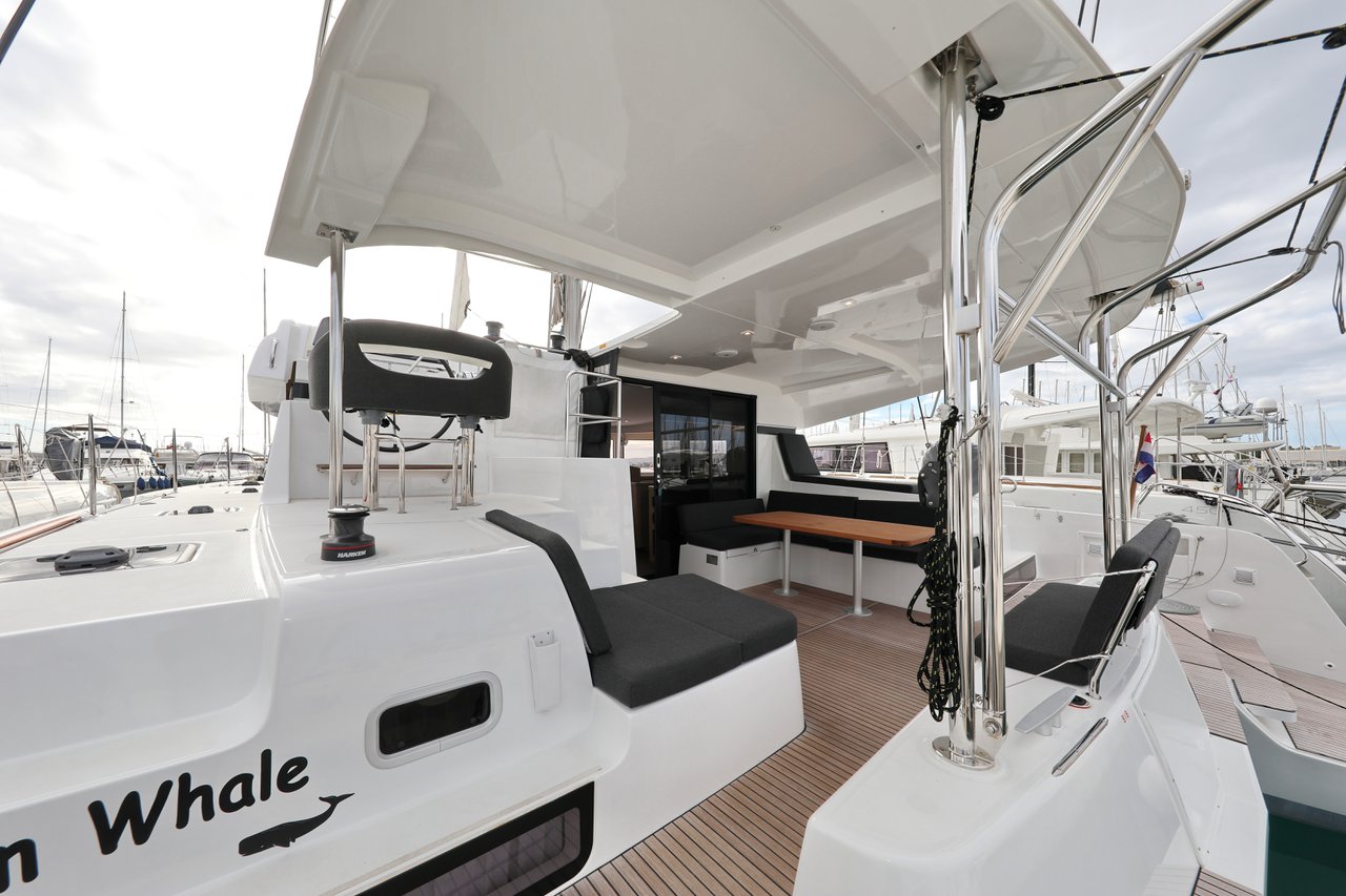 Lagoon 42 - 4 + 2 cab. — photo 9