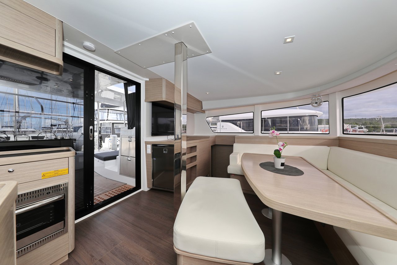 Lagoon 42 - 4 + 2 cab. — photo 41