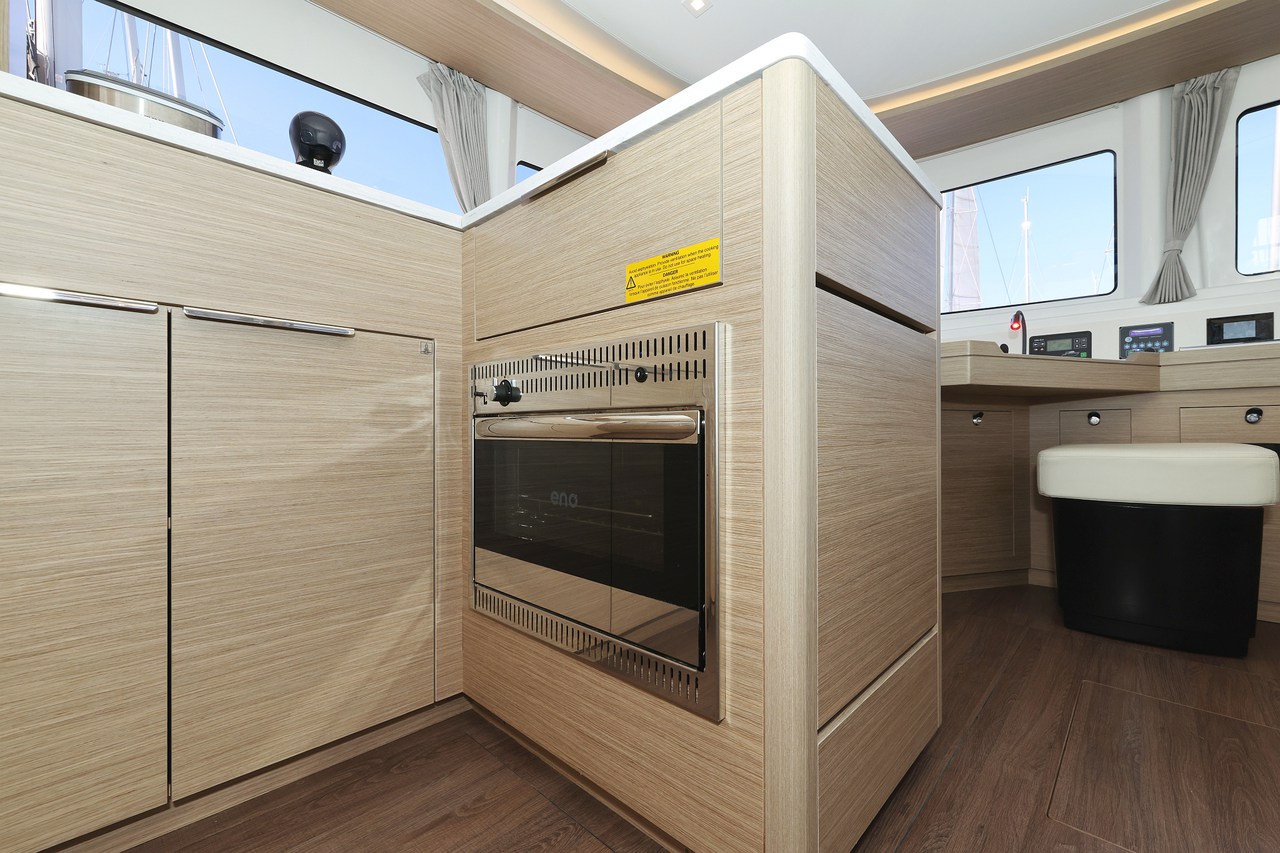 Lagoon 46 - 4 + 2 cab. — photo 22
