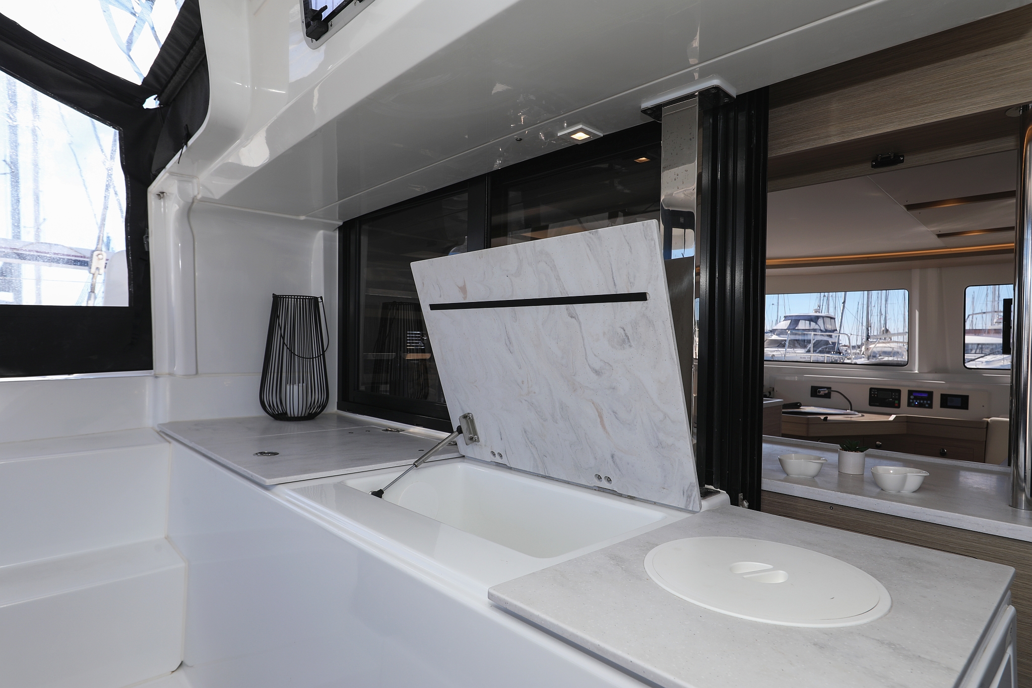 Lagoon 46 - 4 + 2 cab. — photo 9